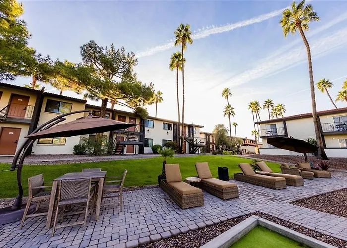 135 Fully Furnished, Amenities Galore